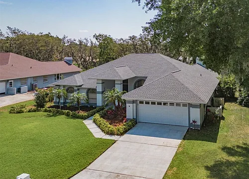 2906 Pine Club Dr Photo 1
