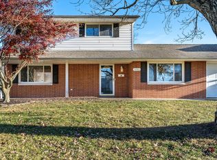 5286 Edgeview Rd, Columbus, OH 43207
