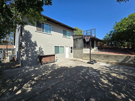 2nd image of 5009 Campanile Dr #&-5005