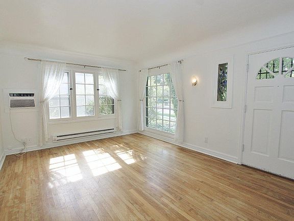 3rd image of 1216 N 8th St