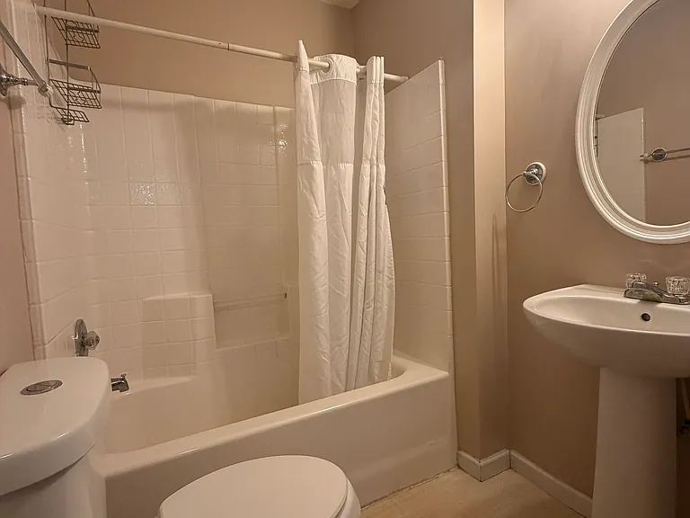 4951 Martin Farms Dr — Photo 3