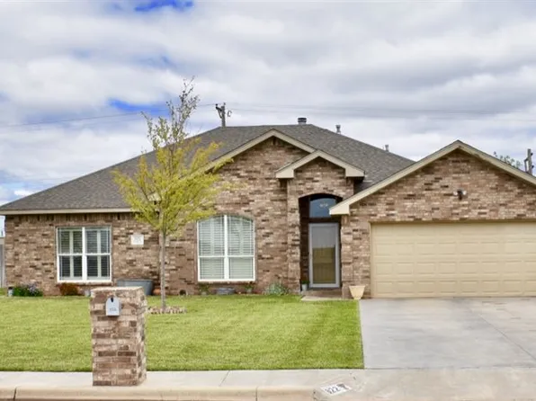 822 Columbia Dr, Hereford, TX 79045