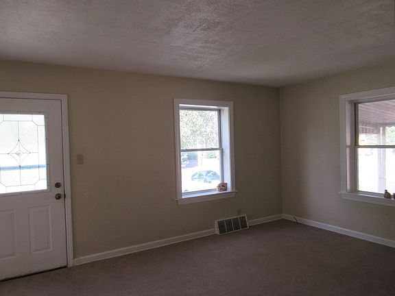 Living room has lots of light!