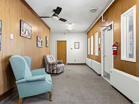 3rd image of 1094 Ursuline DRIVE