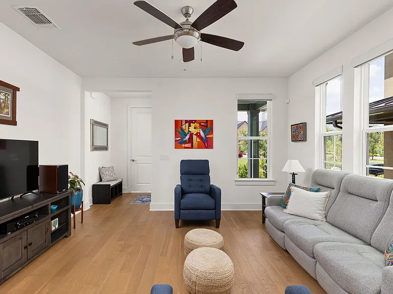 2509 Simond Ave #A1 — Photo 7
