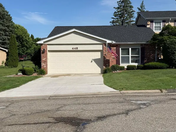 448 Ashley Dr, Grand Blanc, MI 48439