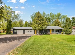 715 Tanglewood Dr, Shoreview, MN 55126