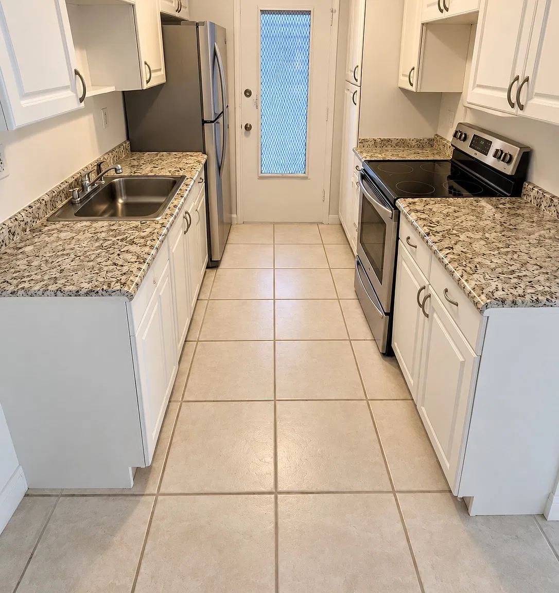 2 bed, 1050 sqft, $2,350 — Photo 4