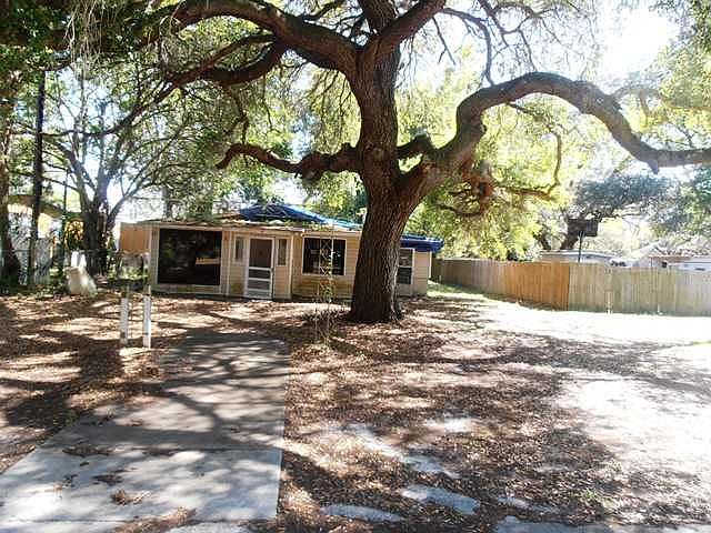 1st image of 7816 Palatine Dr
