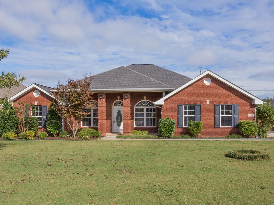 1st image of 7107 Hayground Dr SE