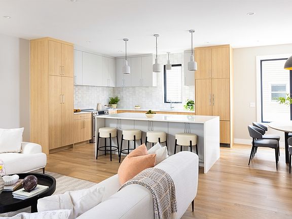 2nd image of 354 Linwood Ave #354