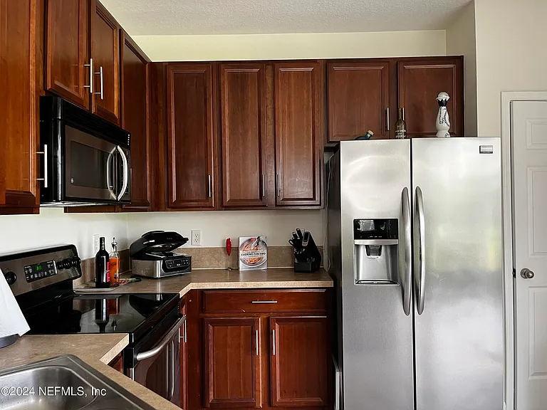 7180 Stonelion Cir — Photo 5