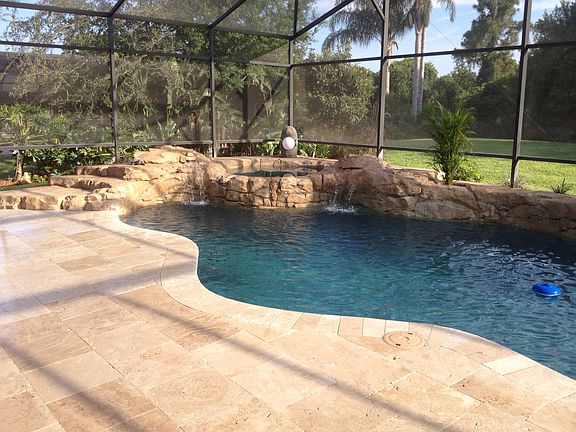 4th image of 2126 Langley Cir