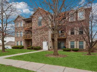 2853 Coral Ct APT 202, Coralville, IA 52241
