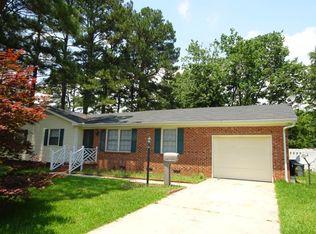 423 Dixie Dr, Selma, NC 27576