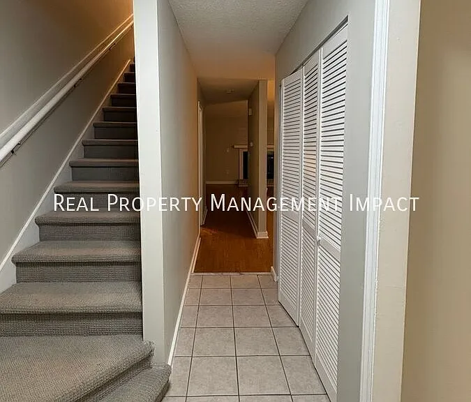 4 Willow Bridge Dr — Photo 6