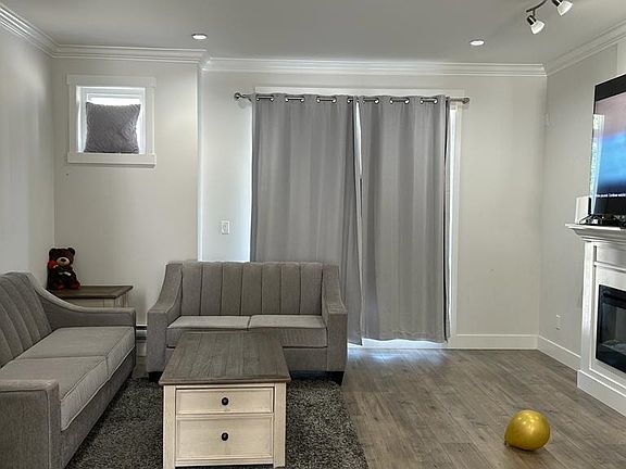 2nd image of 13898 64th Ave #63