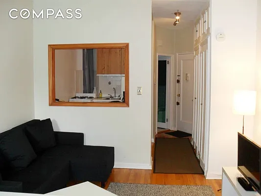 Rented by Compass | media 17