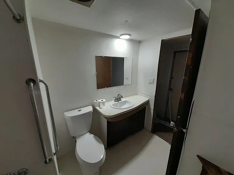 626 Silverbrook Rd #8 — Photo 15