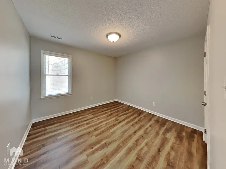 613 Jordan Ridge Ln — Photo 13