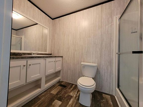 4th image of 148 Quarry Hill Est #148