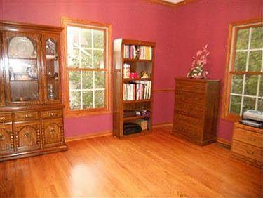 5th image of 1534 Jennifer Dr