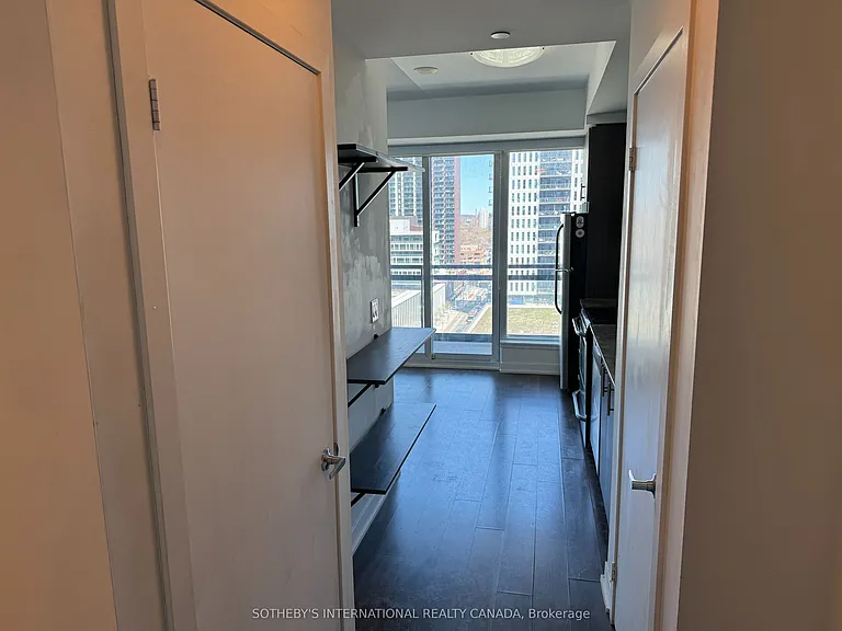 225 Sackville St #1411 — Photo 2