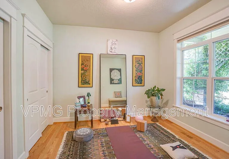 23517 NE 68th St — Photo 9