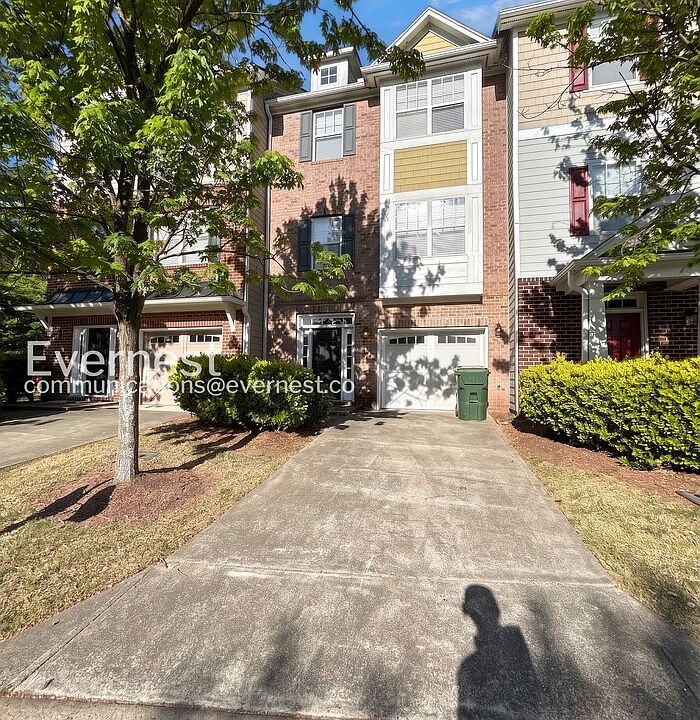1st image of 322 Linden Park Ln