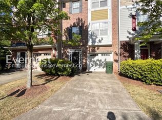 322 Linden Park Ln, Cary, NC 27519