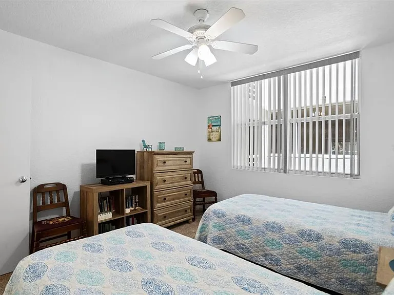 6093 Bahia Del Mar Cir #277 — Photo 24