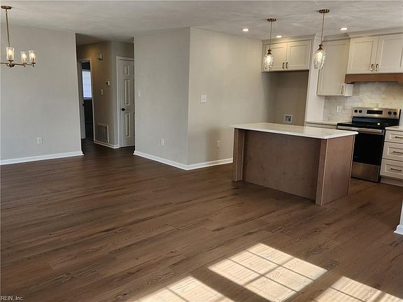 4th image of 3152 Ashaway Rd