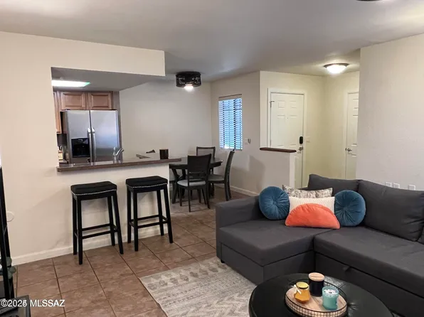 101 S Players Club Dr APT 25101, Tucson, AZ 85745