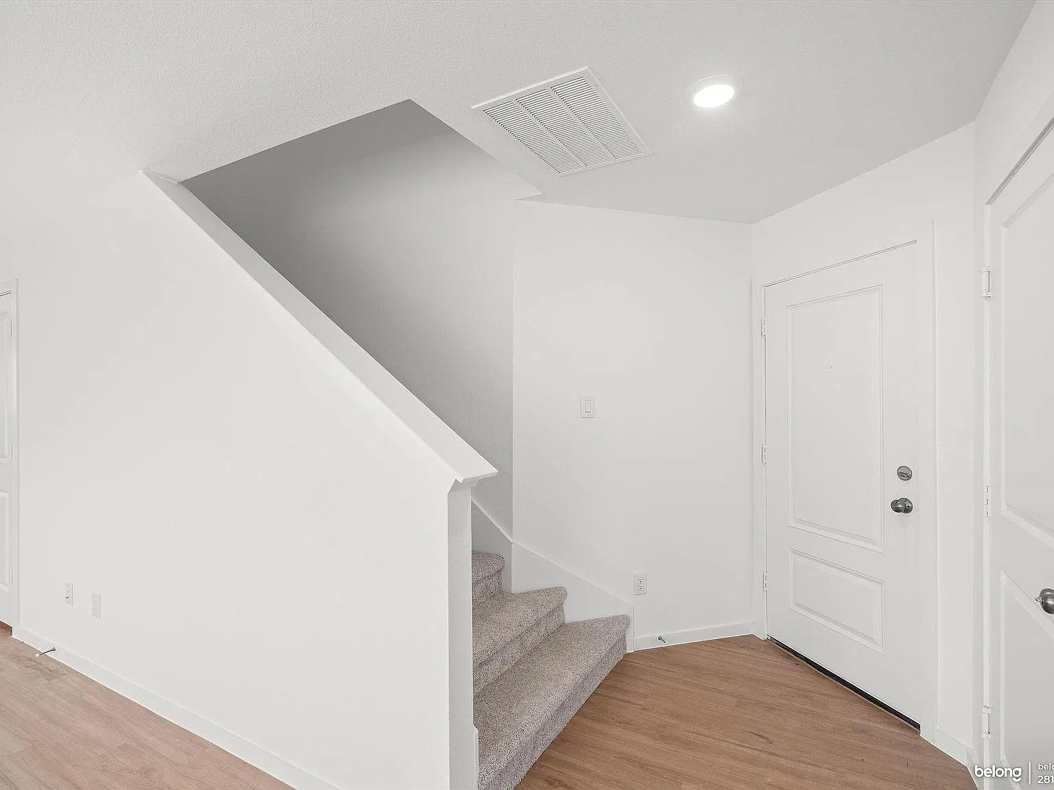 4 bed, 2.5 bath, $1,725 — Photo 2