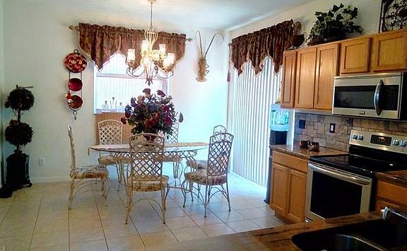 5th image of 17525 Holly Oak Ave