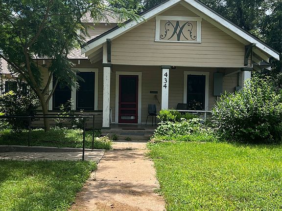 5th image of 434 Norwood St
