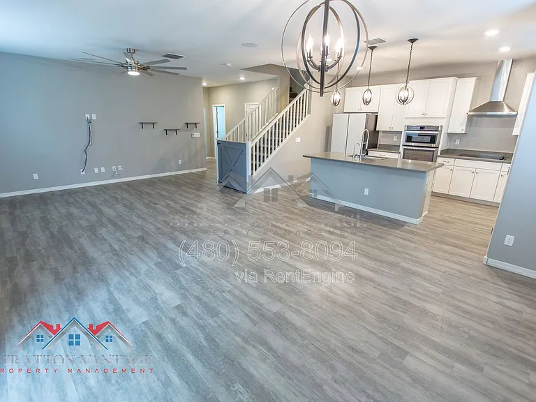 11689 N 166th Dr — Photo 21