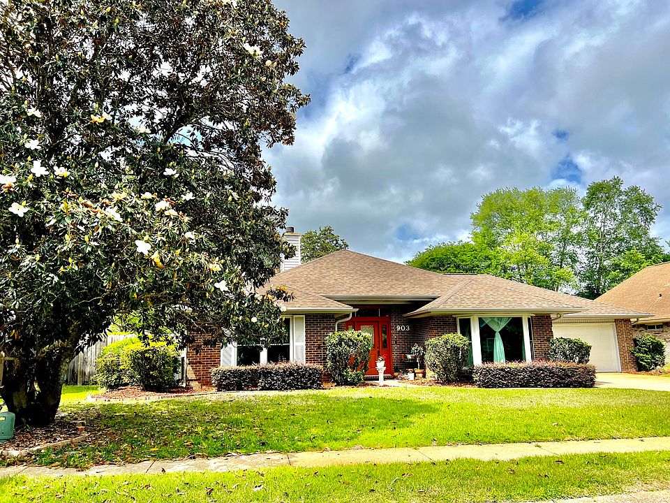 1st image of 903 Aloma Faye Ln