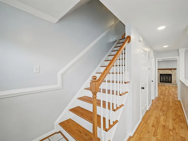 254 Weller Blvd — Photo 18