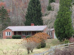 303 Old Laurel Rd, Bakersville, NC 28777