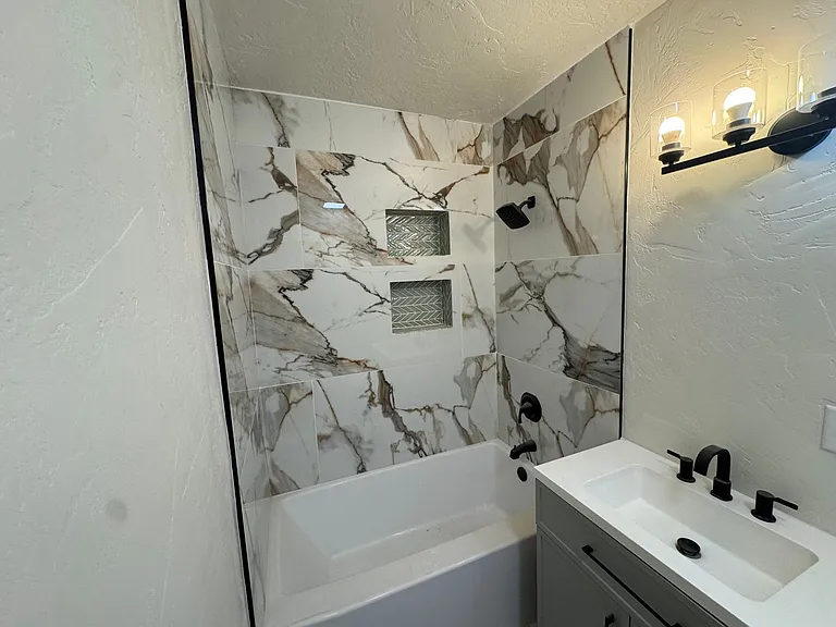 2607 Davis St — Photo 16