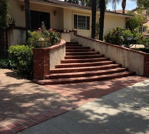 2nd image of 23277 Valerio St