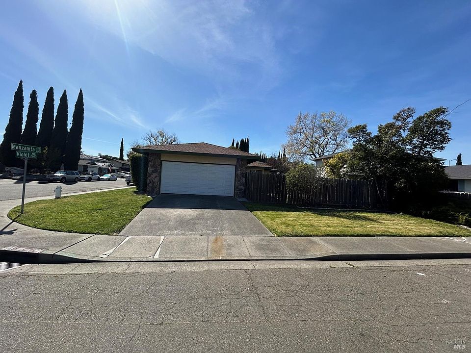1st image of 414 Manzanita Ave