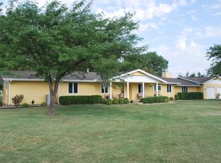 7701 N Hoover Rd, Valley Center, KS 67147