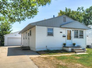 1109 Birch St, Council Bluffs, IA 51501