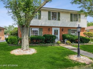 1230 Hillview Rd, Homewood, IL 60430