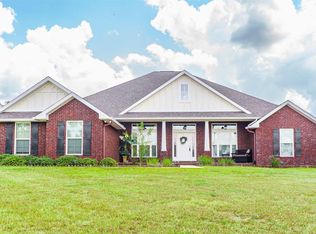 2689 Grandaddy Ln, Jay, FL 32565