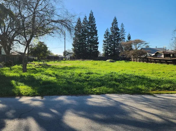 5785 S Geneva Ave, Fresno, CA 93706