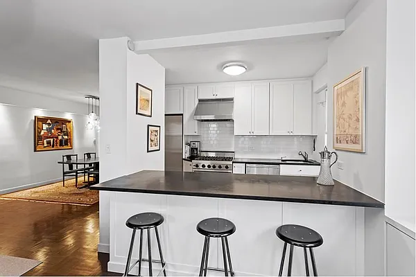 Sold by Beth Chase Real Estate | media 3