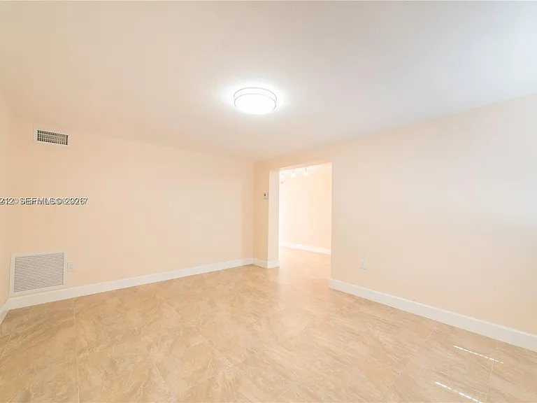 4350 SW 1st St #REAR — Photo 4